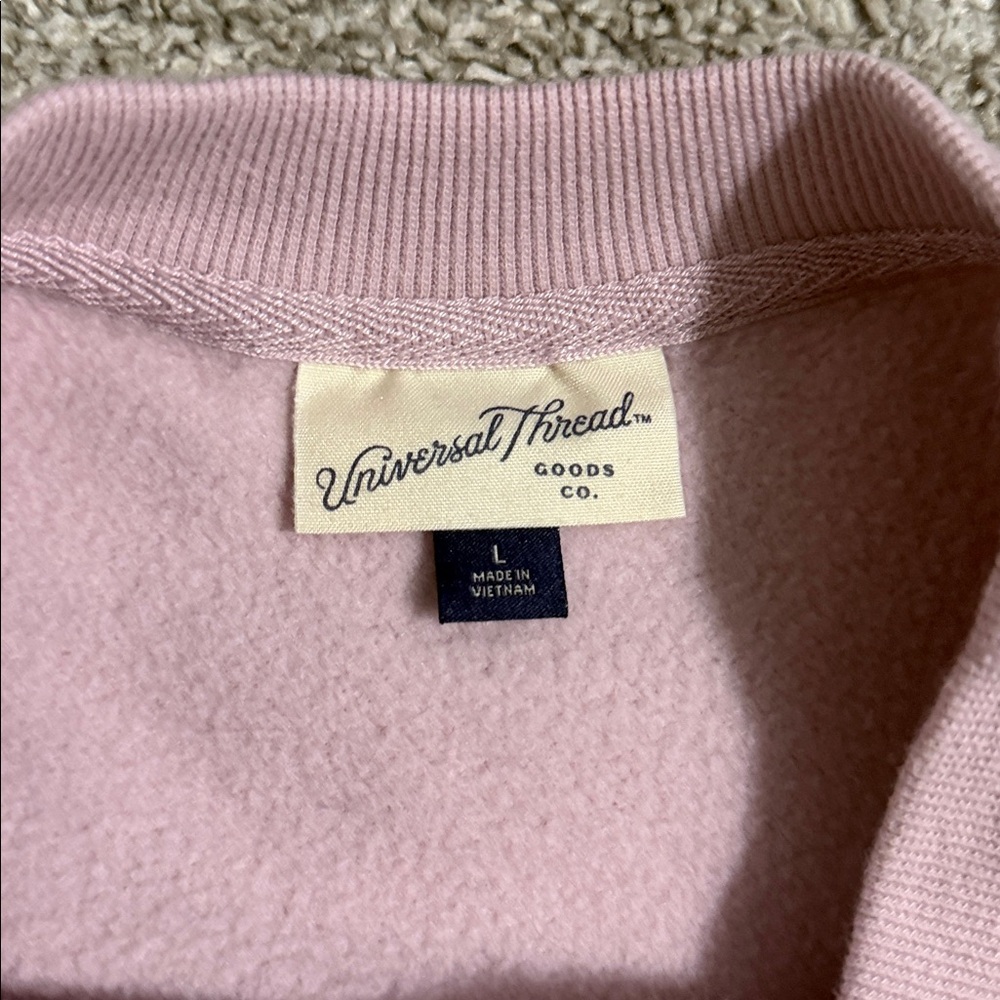 Universal Thread Sweatshirt - Picture 3 of 8